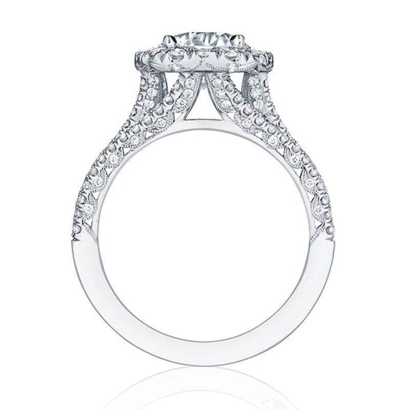 Luxe Round Halo Ring