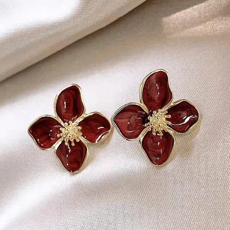 Vintage Hibiscus Radiance Earrings